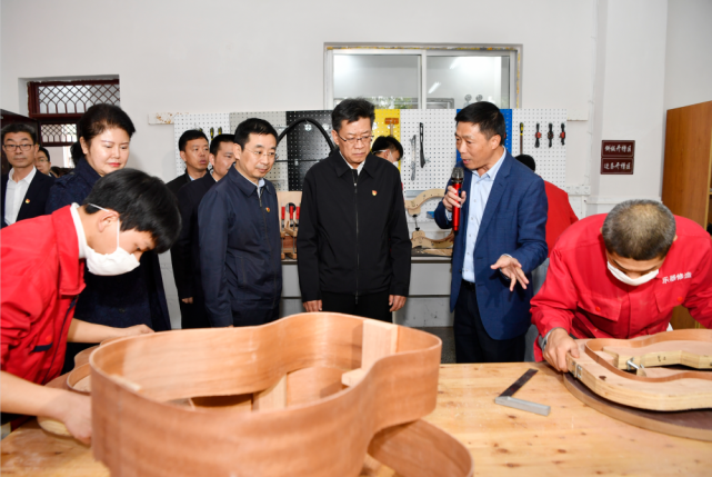 珠海市黨政代表團赴遵義考察，深化東西部協作共促職業教育發展